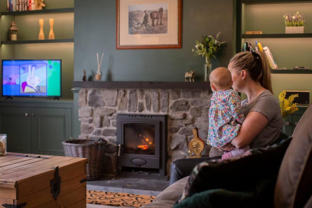 Villa Calm Scottish Country Escape With Hot Tub Sleeps 6 Inverness Exterior foto